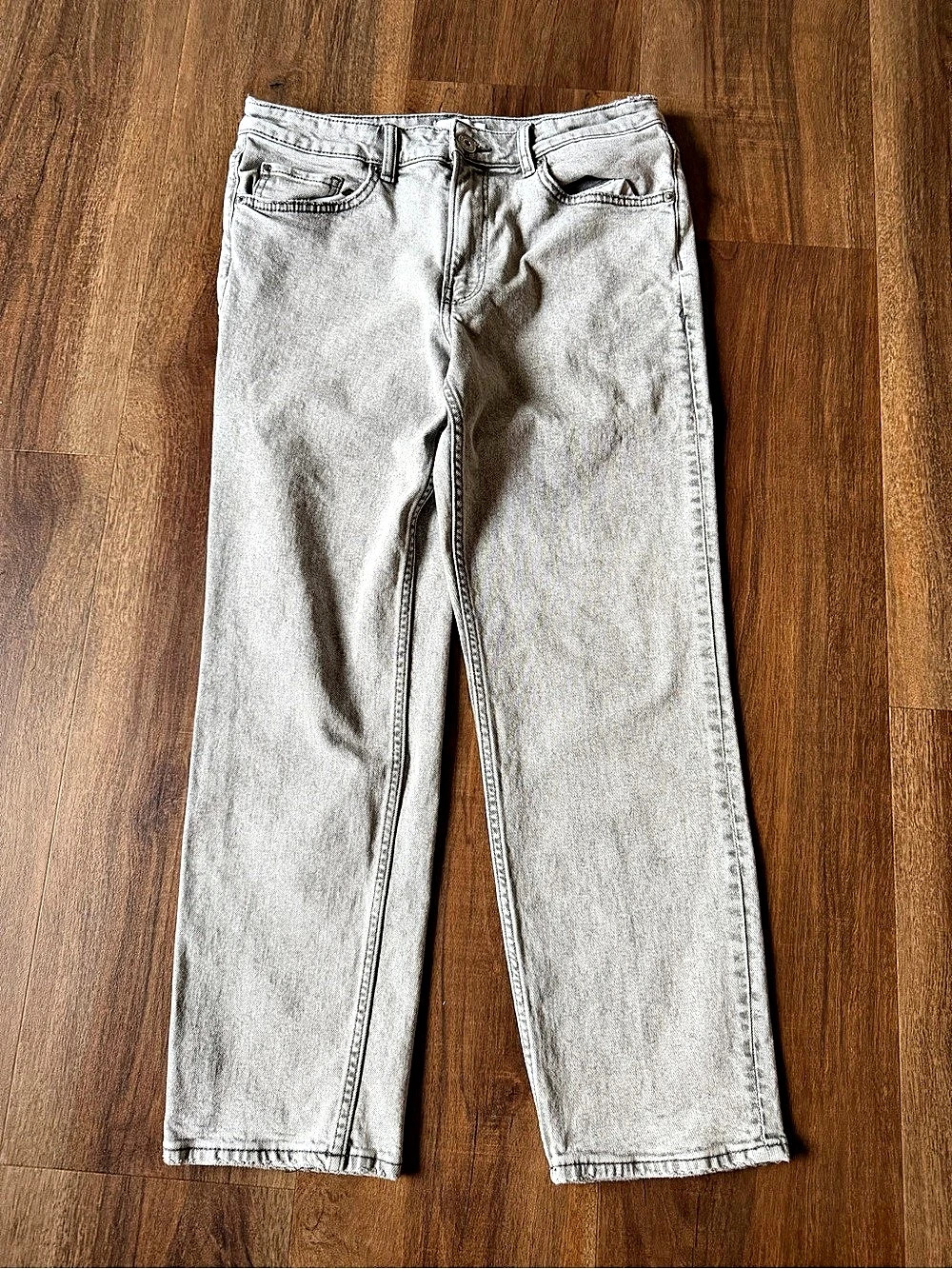 H&M Straight Leg Gray Jeans Size 8